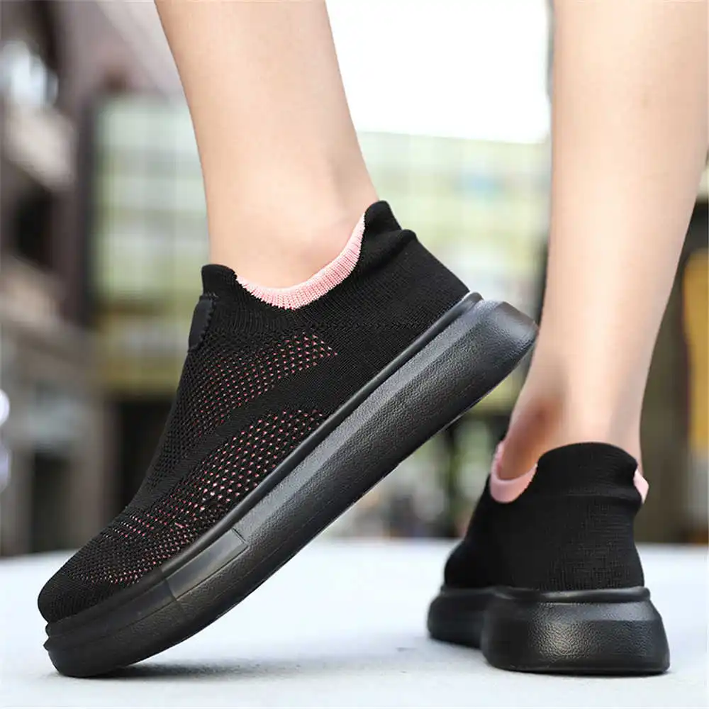 Women Accessories Business Name Ideas - Чулки на платформе, коричневая обувь для