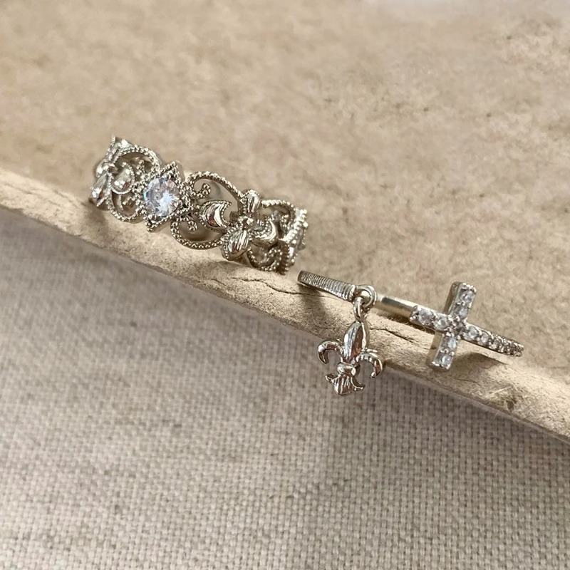 Винтажное кольцо с крестом и а – обзор и цена Women'S Accessories Rings