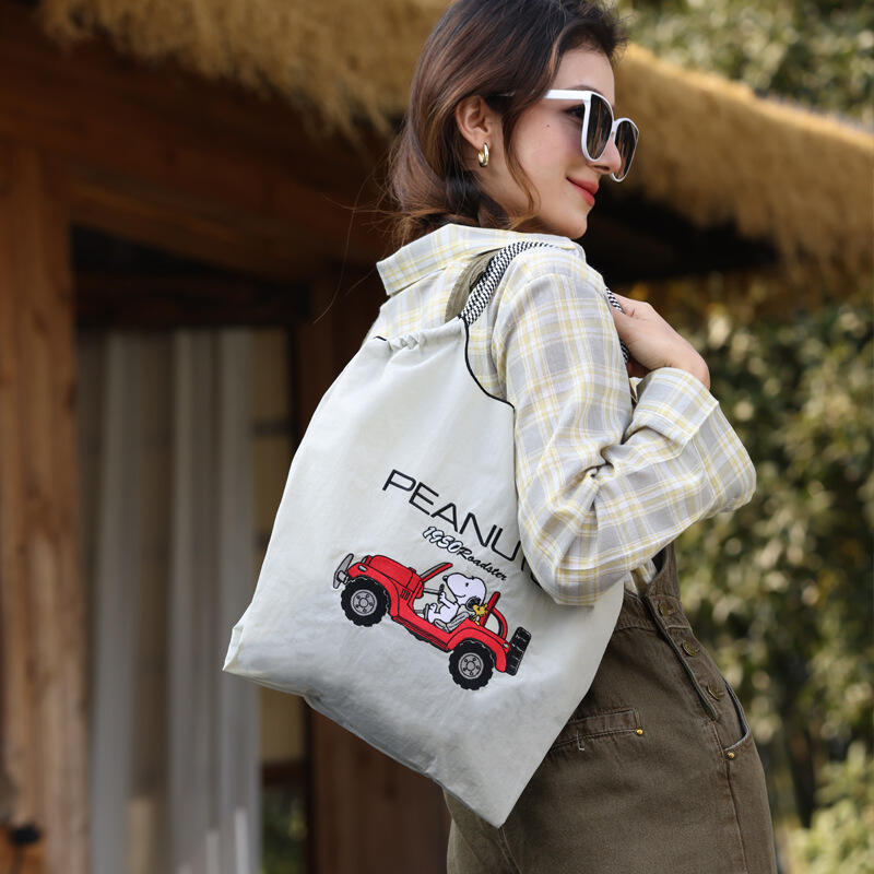 Сумка-тоут из нейлона с вышивк – обзор и цена Accessories Brand For Women